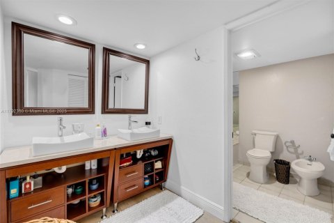 Купить кондоминиум в Майами, Флорида 3 спальни, 150.87м2, № 1863701 - фото 20