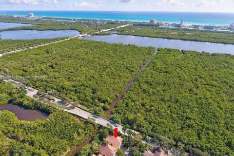 Casa en venta en Hollywood, Florida, 3 dormitorios, 178.28 m2 № 1814799 - foto 19