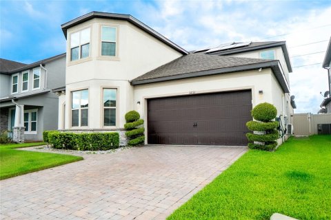 House in Orlando, Florida 5 bedrooms, 300.26 sq.m. № 2140301