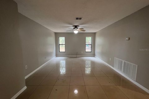 House in Kissimmee, Florida 4 bedrooms, 180.51 sq.m. № 1798558 - photo 14