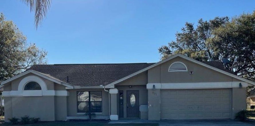 Casa en Kissimmee, Florida 4 dormitorios, 180.51 m2 № 1798558
