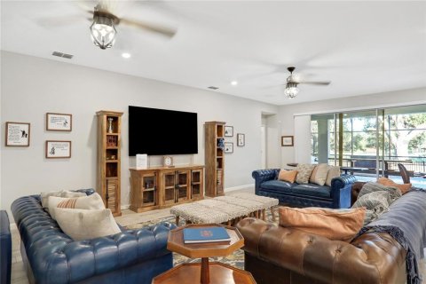 House in Kissimmee, Florida 15 bedrooms, 585.66 sq.m. № 1829244 - photo 9