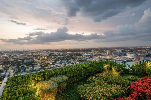 Copropriété à vendre à Miami, Floride: 2 chambres, 93.74 m2 № 2003950 - photo 18