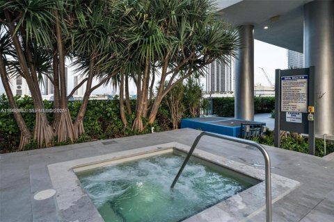 Copropriété à vendre à Miami, Floride: 2 chambres, 93.74 m2 № 2003950 - photo 22