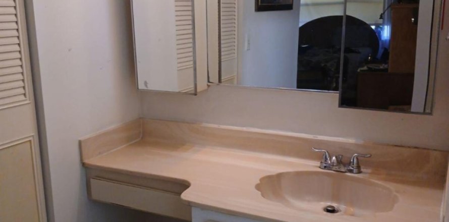 Condominio en West Palm Beach, Florida, 3 dormitorios № 1159480