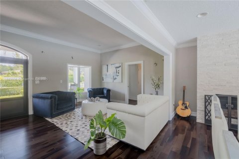 Купить виллу или дом в Майами, Флорида 4 спальни, 228.35м2, № 1939187 - фото 11