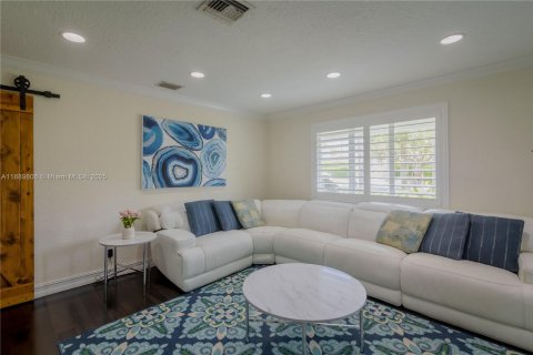 Купить виллу или дом в Майами, Флорида 4 спальни, 228.35м2, № 1939187 - фото 27