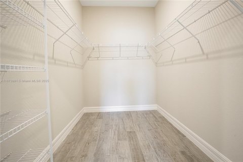 House in Port Charlotte, Florida 3 bedrooms № 2014184 - photo 21