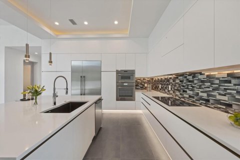 Купить виллу или дом в Сарасота, Флорида 7 комнат, 250.09м2, № 1388562 - фото 10