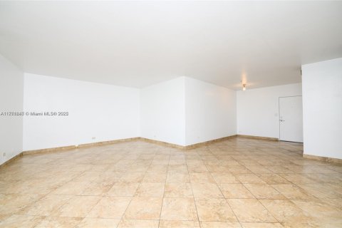 Copropriété à louer à Miami Beach, Floride: 2 chambres, 109.72 m2 № 1867947 - photo 14