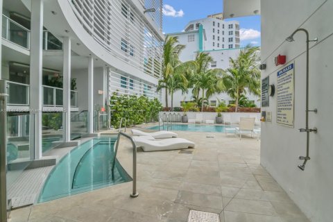 Condo in Bay Harbor Islands, Florida, 2 bedrooms  № 1704089 - photo 29