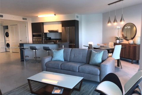 Condo in Bay Harbor Islands, Florida, 2 bedrooms  № 1704089 - photo 2