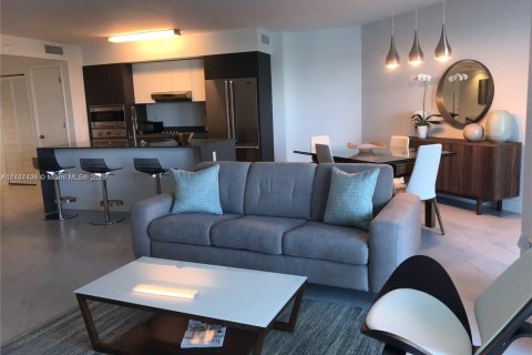 Condo in Bay Harbor Islands, Florida, 2 bedrooms  № 1704089 - photo 7