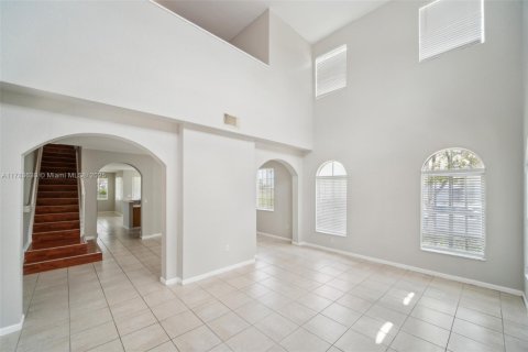 Casa en venta en Homestead, Florida, 5 dormitorios, 289.86 m2 № 1641164 - foto 3