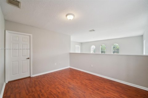Casa en venta en Homestead, Florida, 5 dormitorios, 289.86 m2 № 1641164 - foto 15