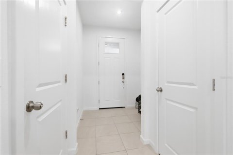 House in DeLand, Florida 4 bedrooms, 175.96 sq.m. № 2224324 - photo 19