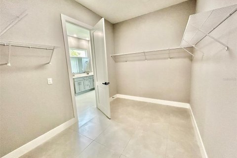 Casa en alquiler en Port Charlotte, Florida, 4 dormitorios, 247.77 m2 № 2284143 - foto 15
