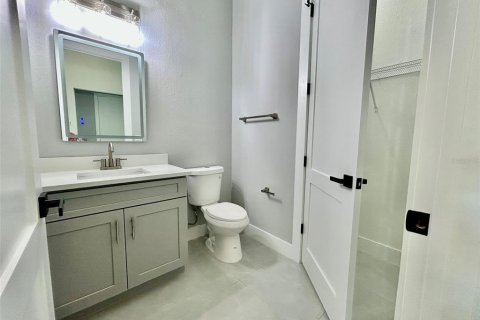 Casa en alquiler en Port Charlotte, Florida, 4 dormitorios, 247.77 m2 № 2284143 - foto 21
