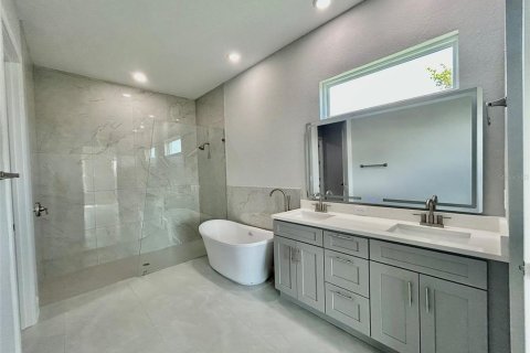 Casa en alquiler en Port Charlotte, Florida, 4 dormitorios, 247.77 m2 № 2284143 - foto 12