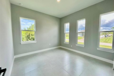 Casa en alquiler en Port Charlotte, Florida, 4 dormitorios, 247.77 m2 № 2284143 - foto 16