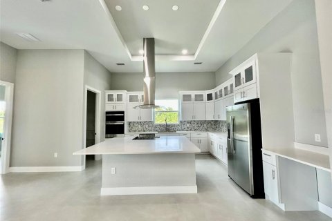 Casa en alquiler en Port Charlotte, Florida, 4 dormitorios, 247.77 m2 № 2284143 - foto 5