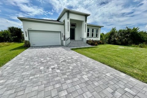 Casa en alquiler en Port Charlotte, Florida, 4 dormitorios, 247.77 m2 № 2284143 - foto 2