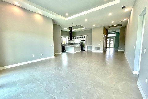 Casa en alquiler en Port Charlotte, Florida, 4 dormitorios, 247.77 m2 № 2284143 - foto 8