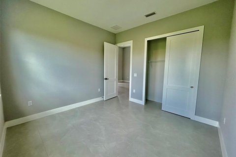 Casa en alquiler en Port Charlotte, Florida, 4 dormitorios, 247.77 m2 № 2284143 - foto 20