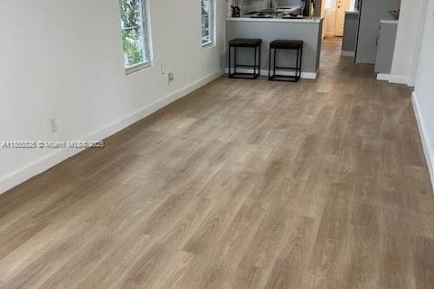 Casa en alquiler en Miami, Florida, 4 dormitorios, 125.23 m2 № 1878346 - foto 5