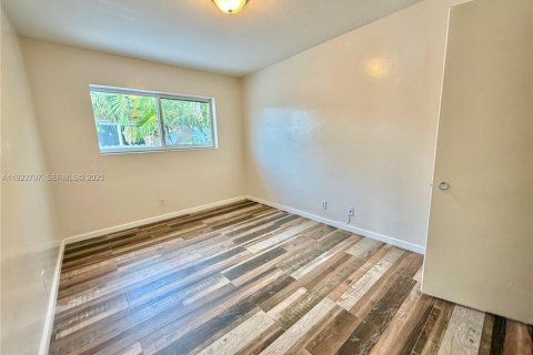 Appartement à louer à Hollywood, Floride: 2 chambres, 77.11 m2 № 1976539 - photo 13