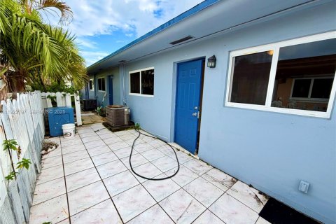 Appartement à louer à Hollywood, Floride: 2 chambres, 77.11 m2 № 1976539 - photo 17