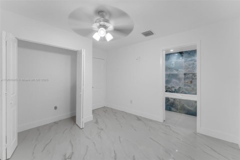 Villa ou maison à louer à Homestead, Floride: 4 chambres, 119.66 m2 № 1954503 - photo 21