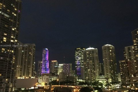 Condo in Miami, Florida, 1 bedroom № 2264274