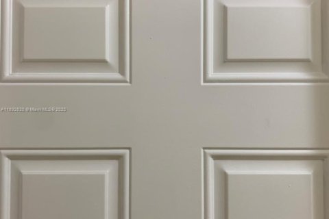 Appartement à louer à Miami Beach, Floride: 1 chambre, 46.45 m2 № 1946471 - photo 3