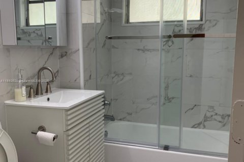 Appartement à louer à Miami Beach, Floride: 1 chambre, 46.45 m2 № 1946471 - photo 5