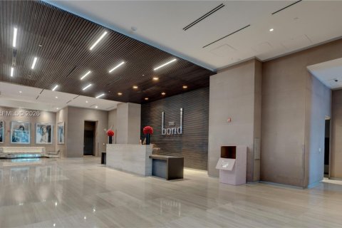 Condo in Miami, Florida, 2 bedrooms  № 2263349 - photo 26
