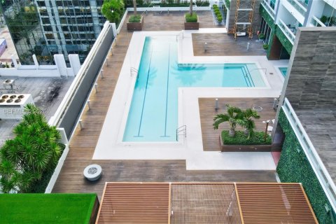 Condo in Miami, Florida, 2 bedrooms  № 2263349 - photo 22