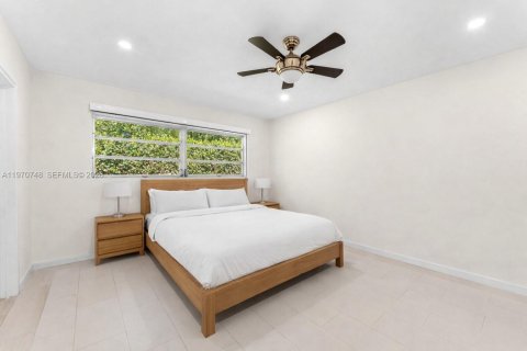 Villa ou maison à louer à Hollywood, Floride: 4 chambres, 331.38 m2 № 2032224 - photo 20