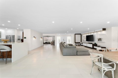 Villa ou maison à louer à Hollywood, Floride: 4 chambres, 331.38 m2 № 2032224 - photo 13