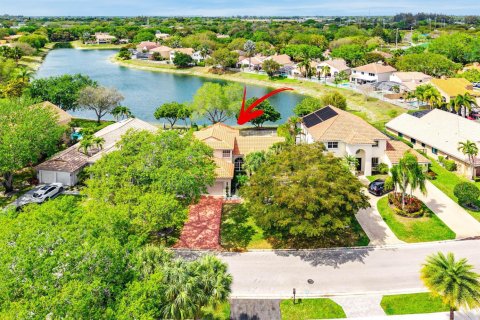 Villa ou maison à vendre à Parkland, Floride: 4 chambres, 256.5 m2 № 2254908 - photo 2