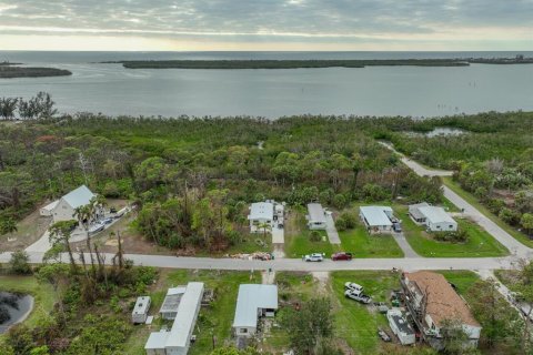 Terreno en venta en Englewood, Florida № 1544959 - foto 7