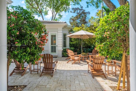 Купить виллу или дом в Корал-Гейблс, Флорида 3 спальни, 367.24м2, № 2052685 - фото 14