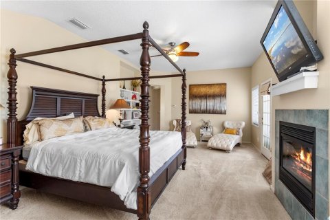 House in Orlando, Florida 5 bedrooms, 320.79 sq.m. № 2096959 - photo 13