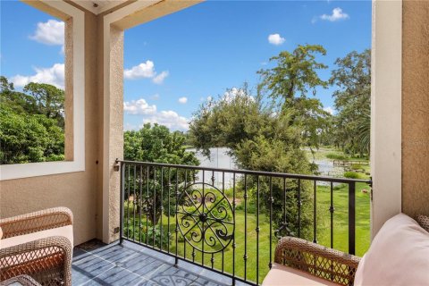 House in Orlando, Florida 5 bedrooms, 320.79 sq.m. № 2096959 - photo 12
