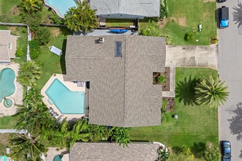 House in Tierra Verde, Florida 3 bedrooms, 195.56 sq.m. № 1776842 - photo 30