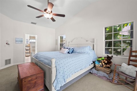 House in Tierra Verde, Florida 3 bedrooms, 195.56 sq.m. № 1776842 - photo 20