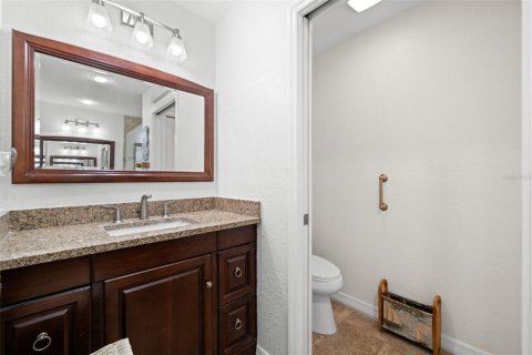 House in Tierra Verde, Florida 3 bedrooms, 195.56 sq.m. № 1776842 - photo 26