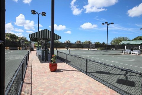 Condo in Sarasota, Florida, 2 bedrooms  № 2206558 - photo 24