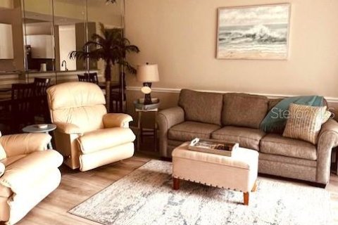 Condo in Sarasota, Florida, 2 bedrooms  № 2206558 - photo 7