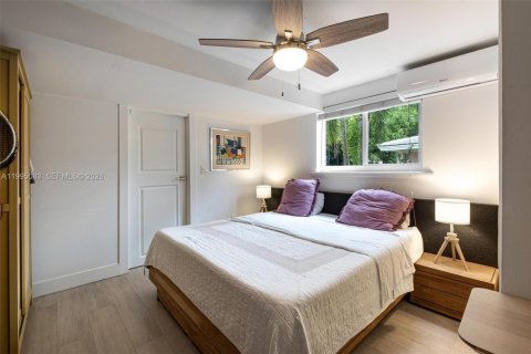 Villa ou maison à vendre à Coral Gables, Floride: 4 chambres, 167.97 m2 № 2062794 - photo 22